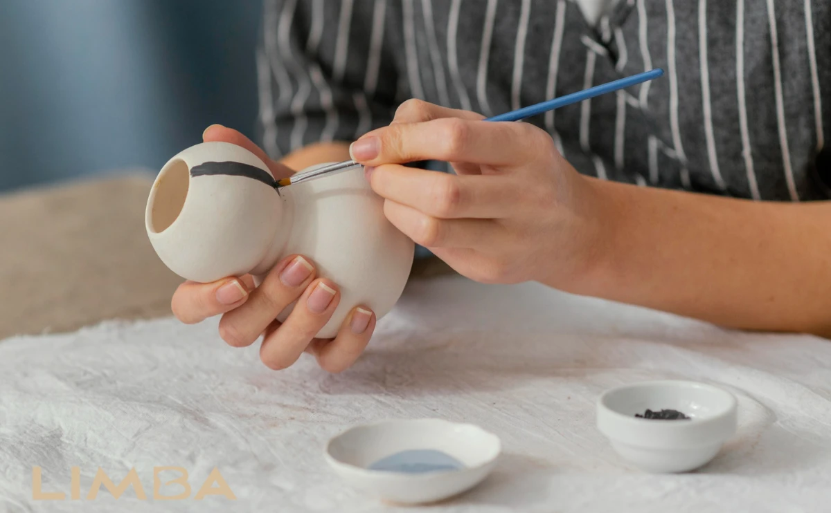 Trends and Community in Contemporary Ceramic Art